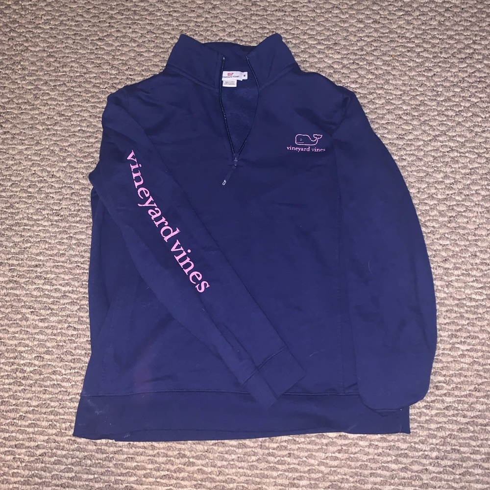 RARELY WORN Vineyard Vines quarter zip